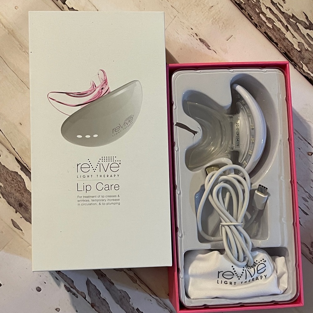 reVive Lip Care Therapy 👄💋